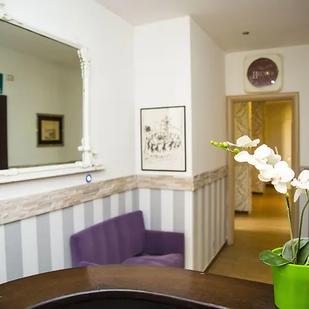 Santamaria 4* Roma