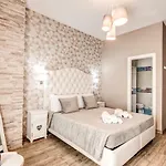 Santamaria Guest house 4*
