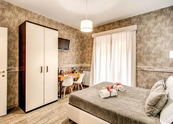 Santamaria Pensión 4*